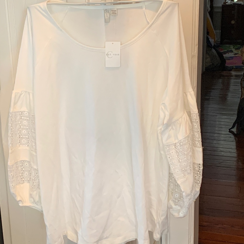C est. .1946 peasant lace sleeve blouse. NWT. Original retail 42